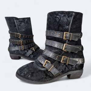Joyfolie Edgy Black Buckle Combat Boots Faux Fur Size 7